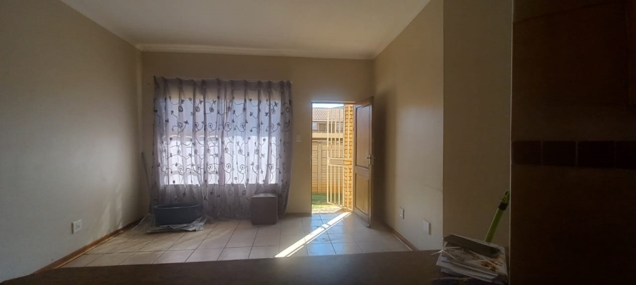 To Let 2 Bedroom Property for Rent in Fleurdal Free State